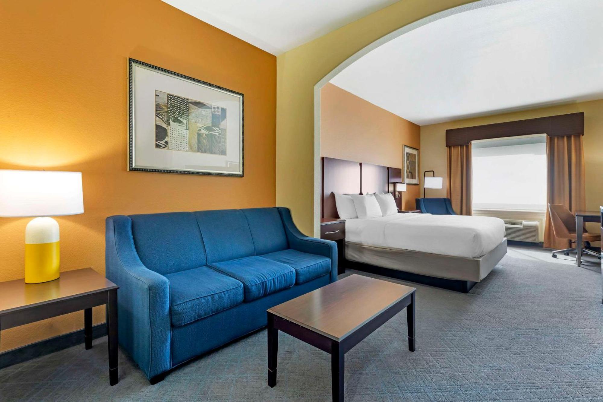 Hotel Comfort &